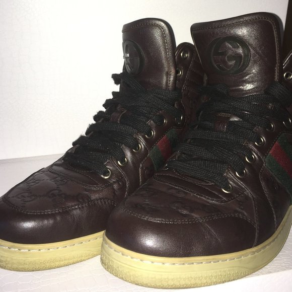Gucci Signature leather hi-top sneaker - Picture 7 of 9